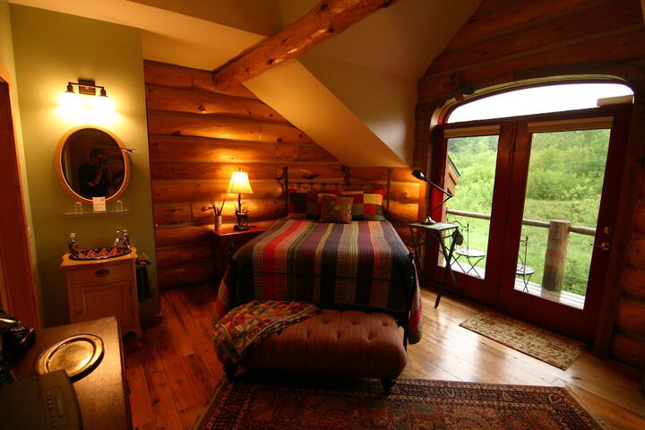 Room 12 of 35