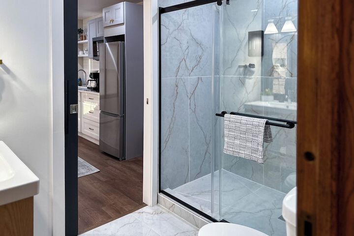 DTW Suites