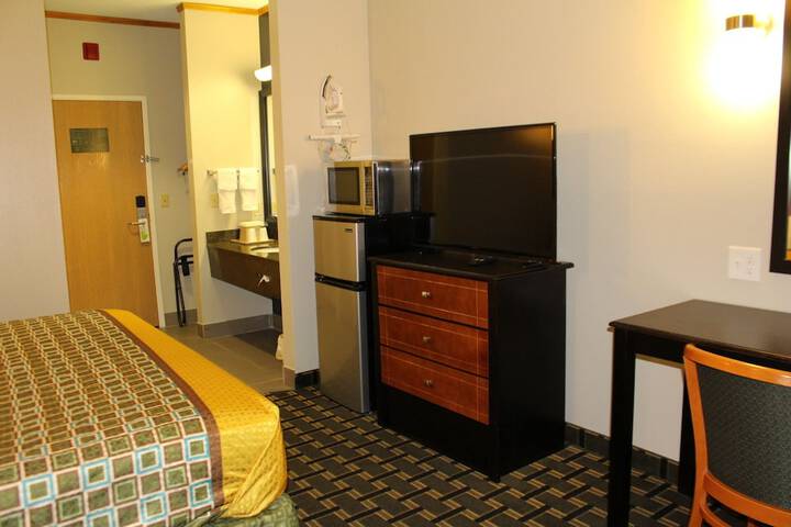 Room 14 of 17