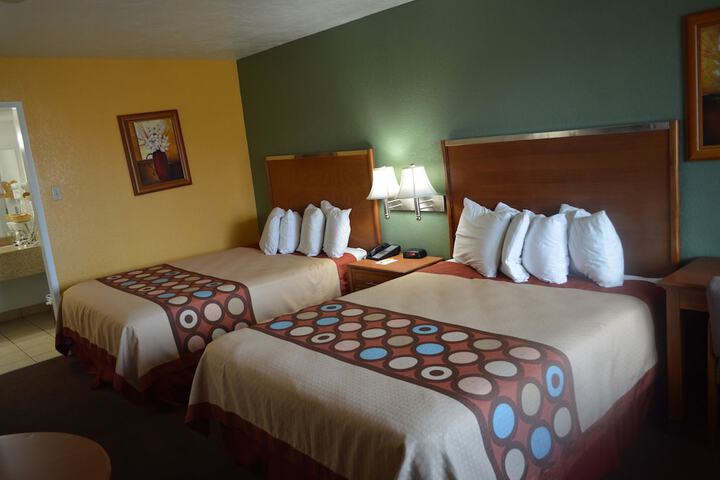 Room 19 of 50