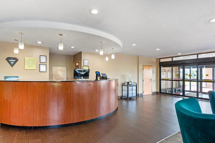 Comfort Suites Oxford I-20 exit 188