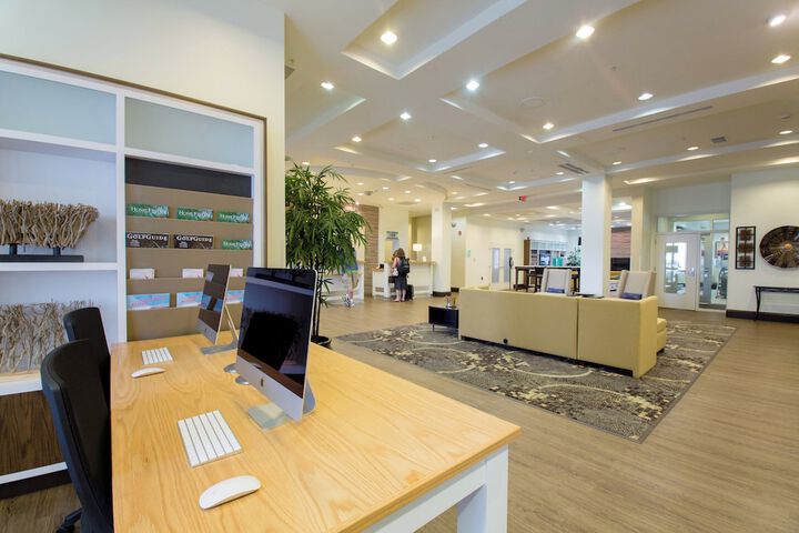 Holiday Inn Bloomington-Airport by IHG