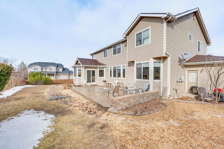Fenced Yard & Trail Access: Dog-friendly Erie Home