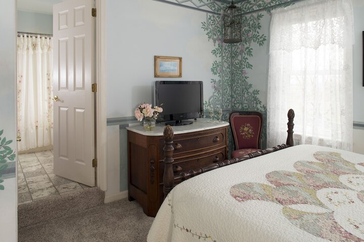 Room 54 of 85