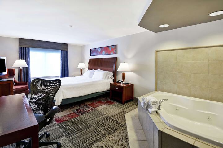 Room 15 of 48