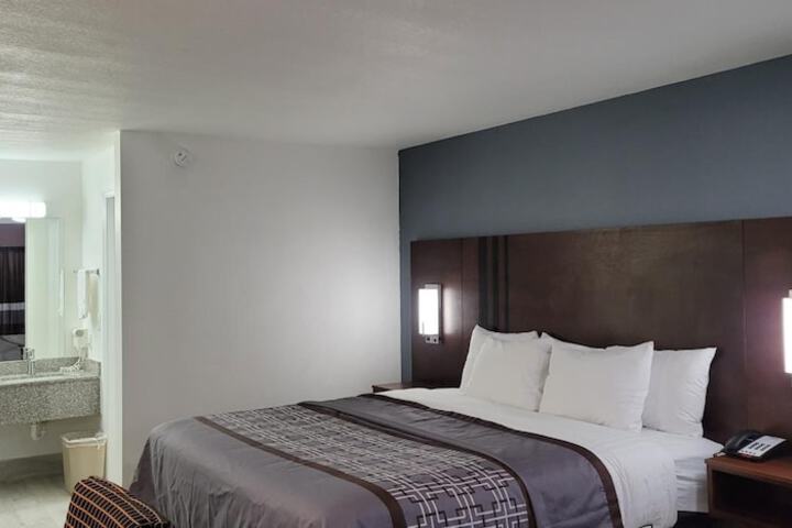 Room 29 of 29