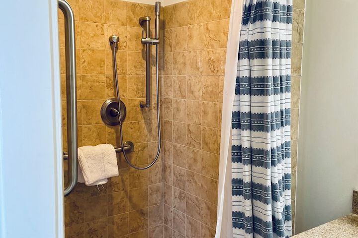 Admirals Quarters Inn