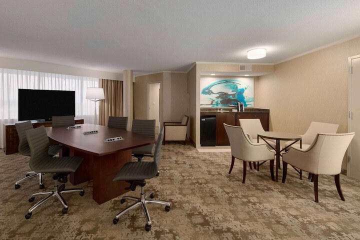 Room 11 of 44