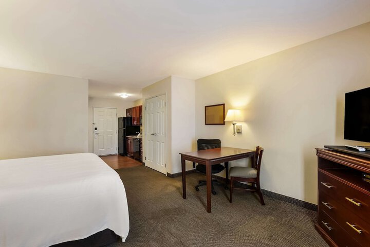 Room 41 of 57