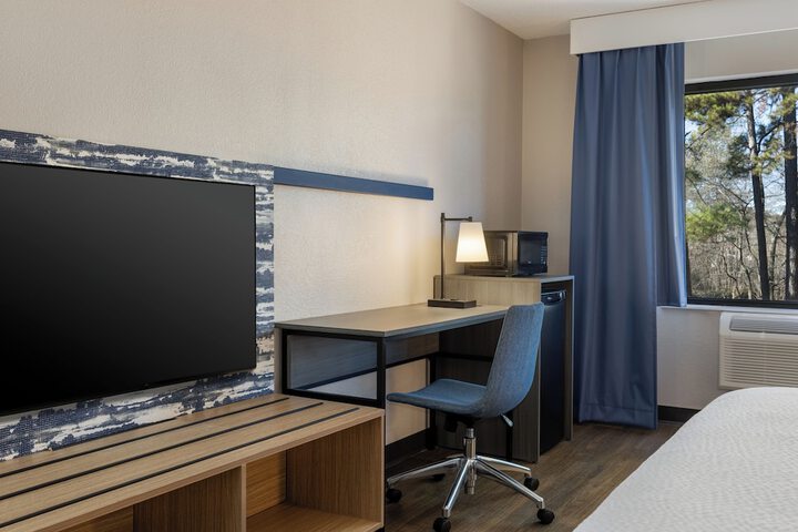 Lake Norman Inn and Suites
