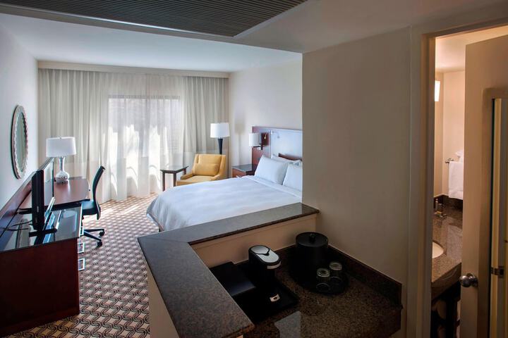 Room 17 of 50