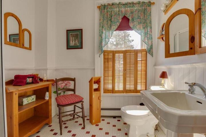 Our Space the Perfect Place B & B