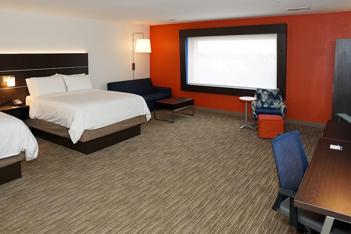 Room 28 of 56