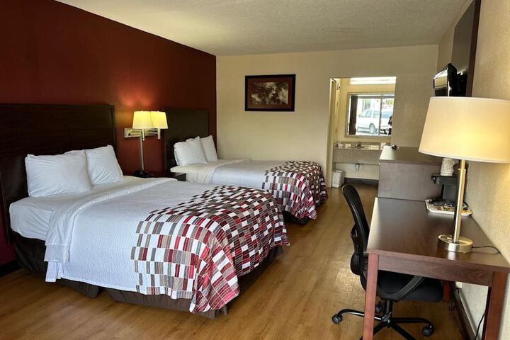 Room 7 of 14