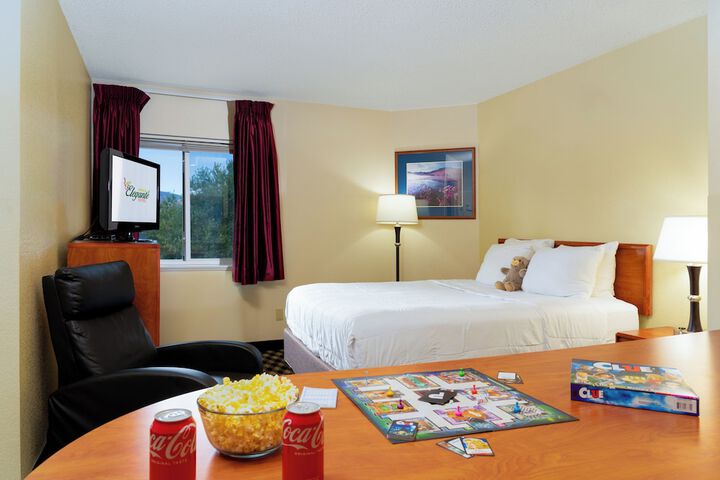 Room 14 of 26