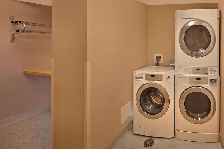 Laundry 14 of 16