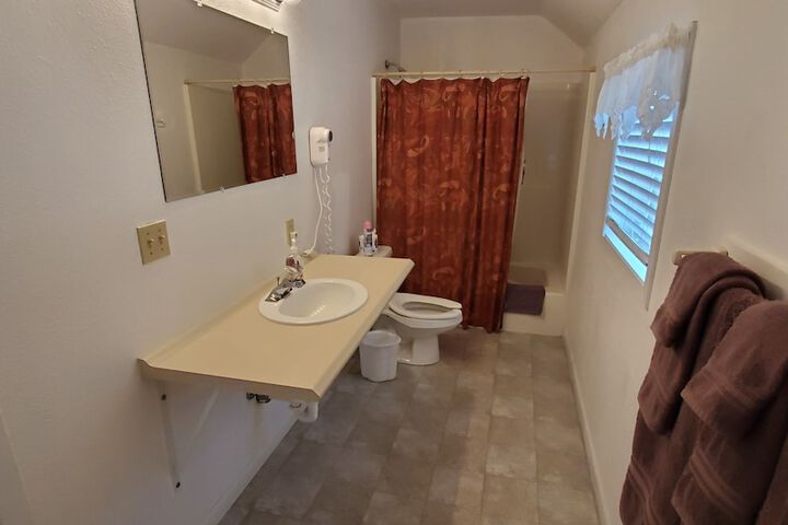 Room 14 of 49