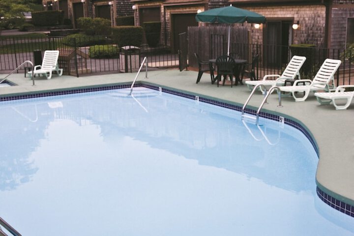 Pool 12 of 82