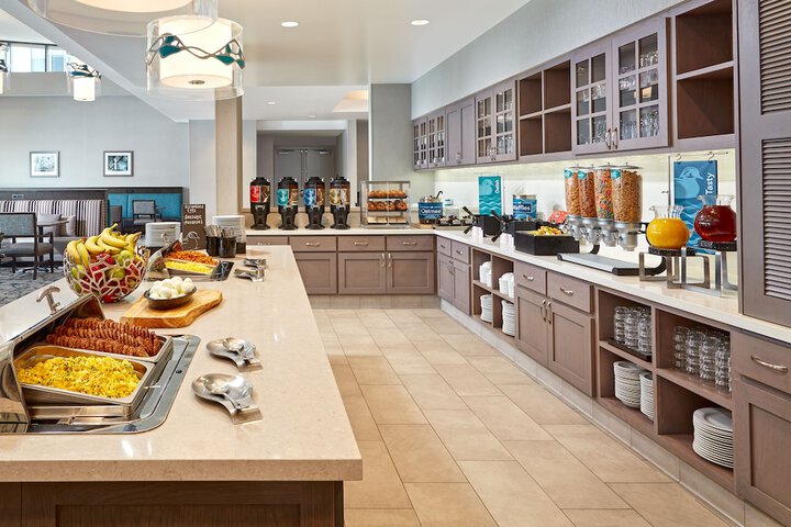 Breakfast/Coffee Service 34 of 45