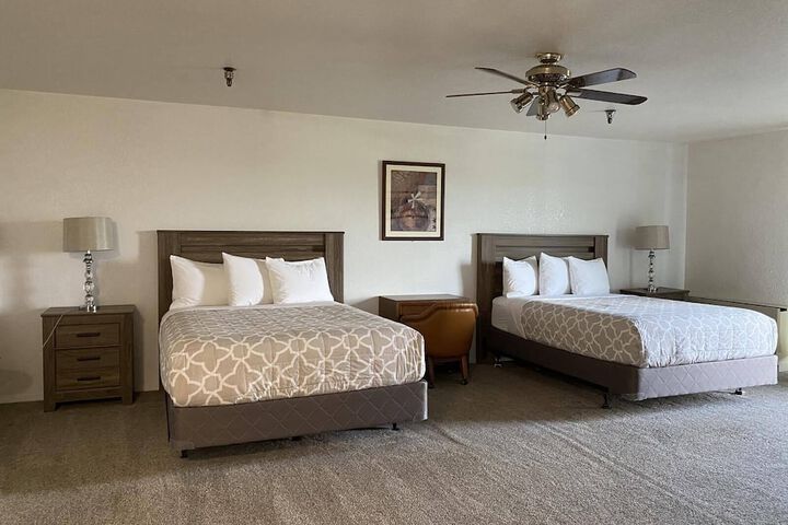 Room 8 of 14