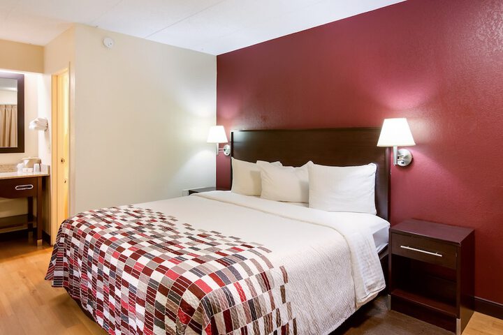 Room 12 of 40