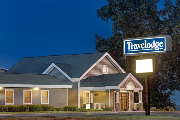 Hotel 2 of 17