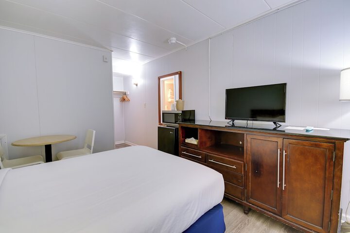 Room 44 of 59
