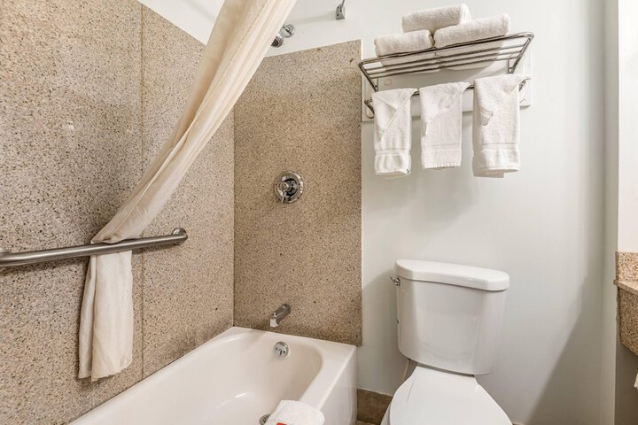 Econo Lodge Saint Albans