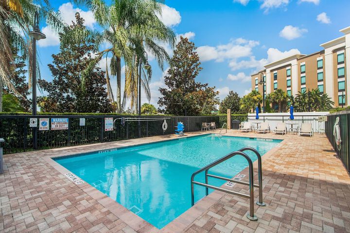 Holiday Inn Express Hotel & Suites Orlando - Apopka by IHG