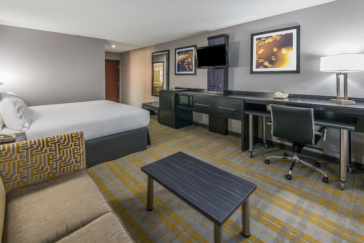 Room 13 of 31