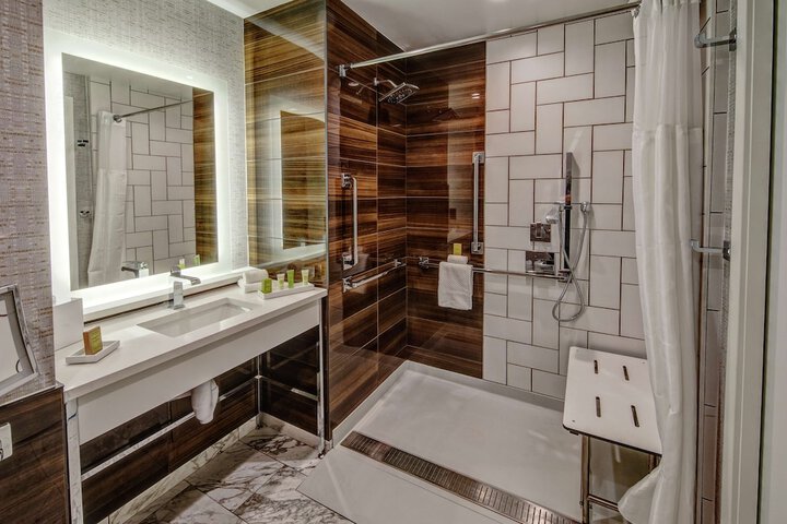 Room 21 of 59