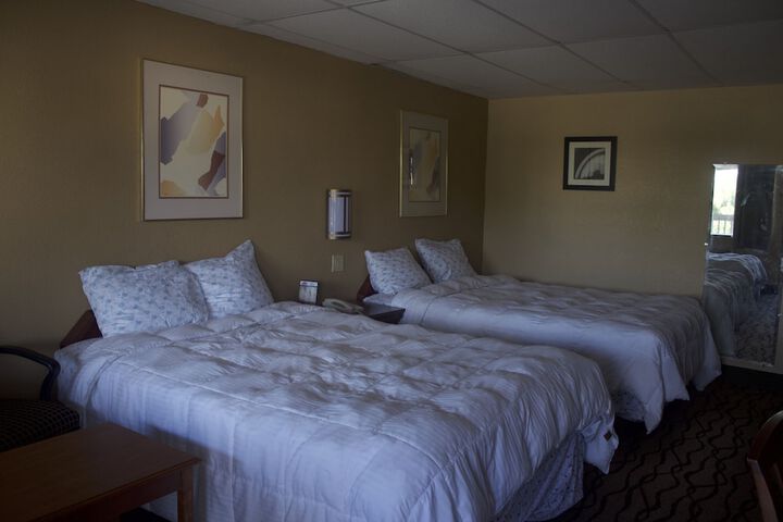 Room 8 of 21