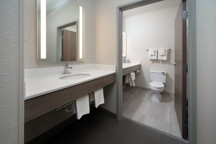 Holiday Inn Express Hotel & Suites Canyon by IHG