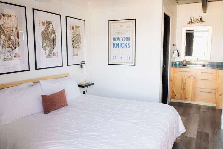 Room 46 of 70