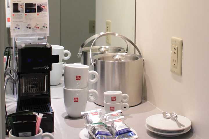 Breakfast/Coffee Service 52 of 61