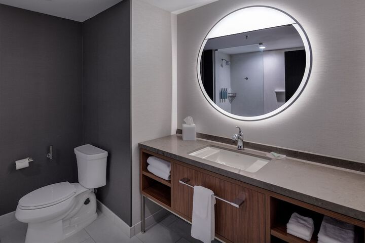Room 20 of 29