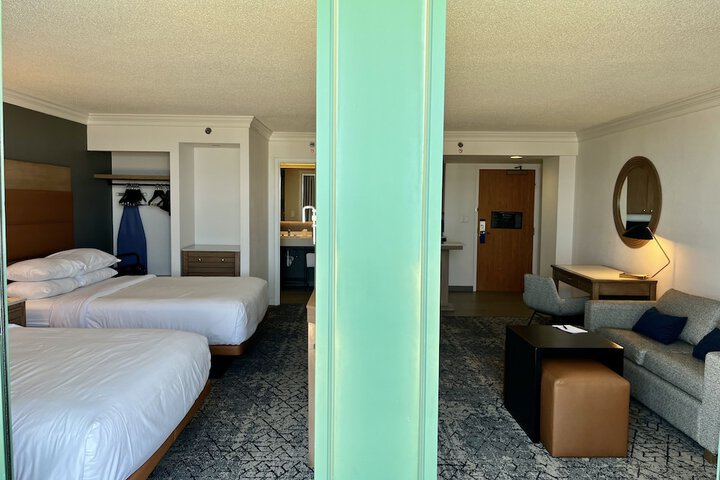 Room 64 of 152
