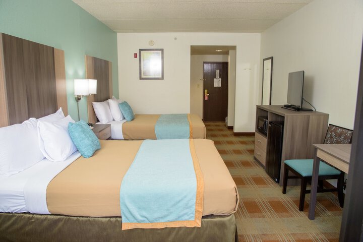 Room 70 of 91