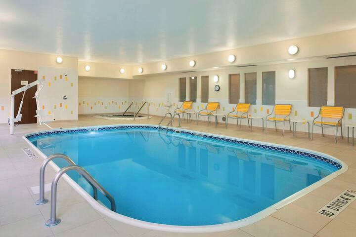 Fairfield Inn & Suites Mansfield Ontario