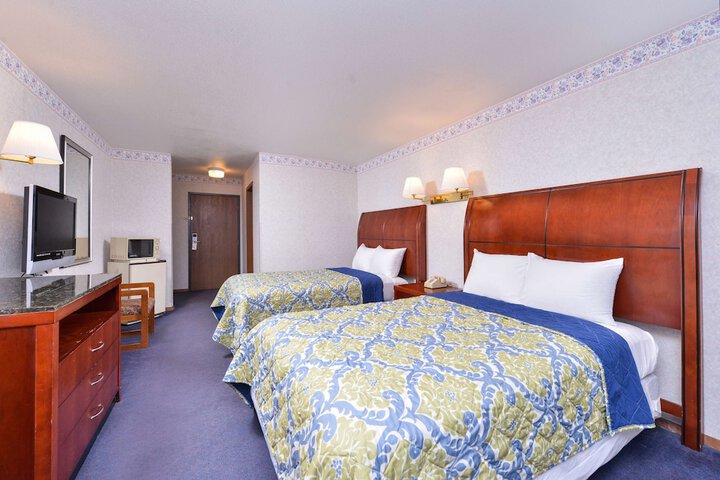 Room 21 of 43