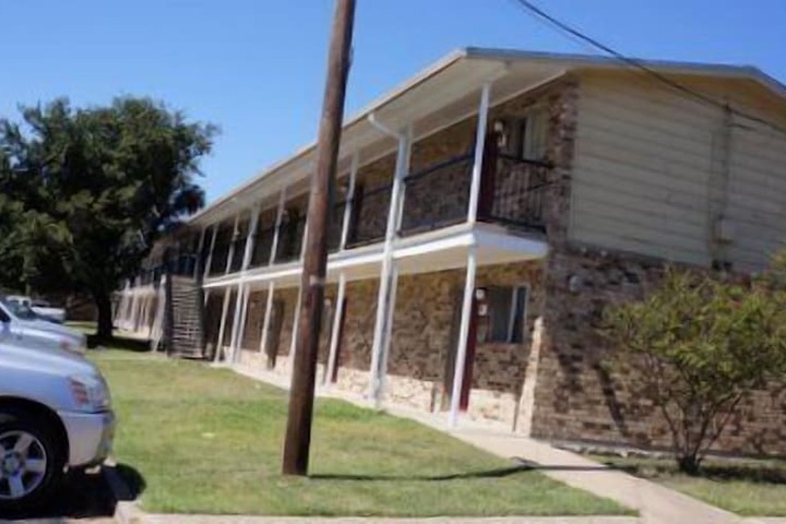 Hotel 6 of 47