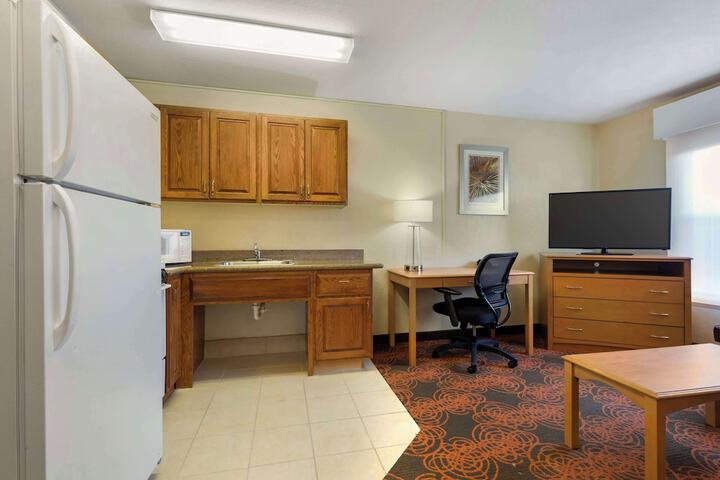 Room 29 of 40