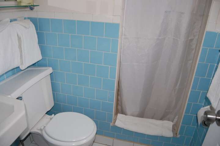 Room 21 of 29