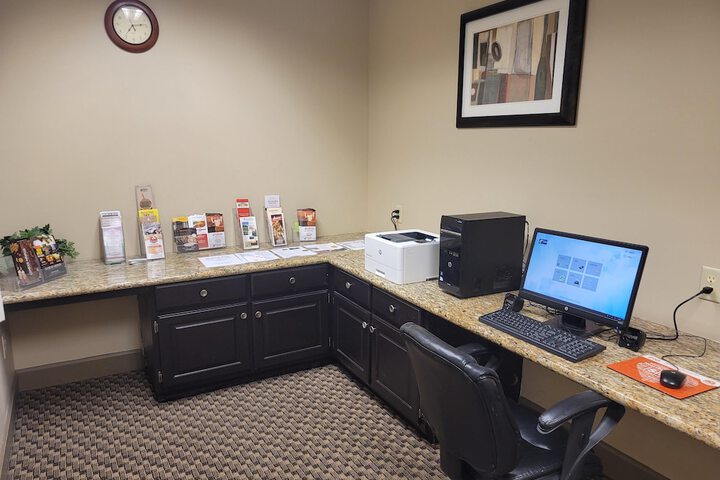 Holiday Inn Express Bloomington West by IHG