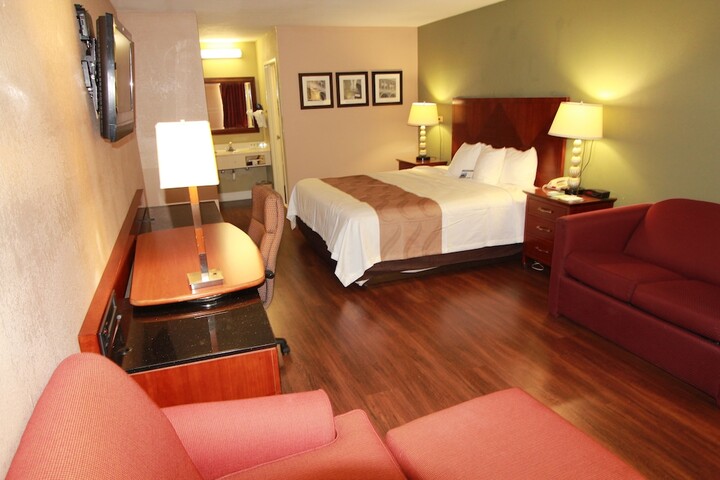 Room 34 of 52