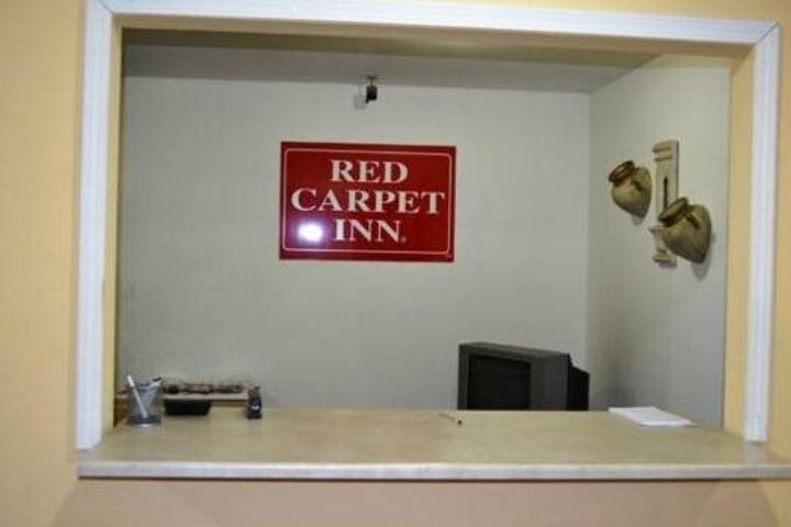 FAIRVIEW INN