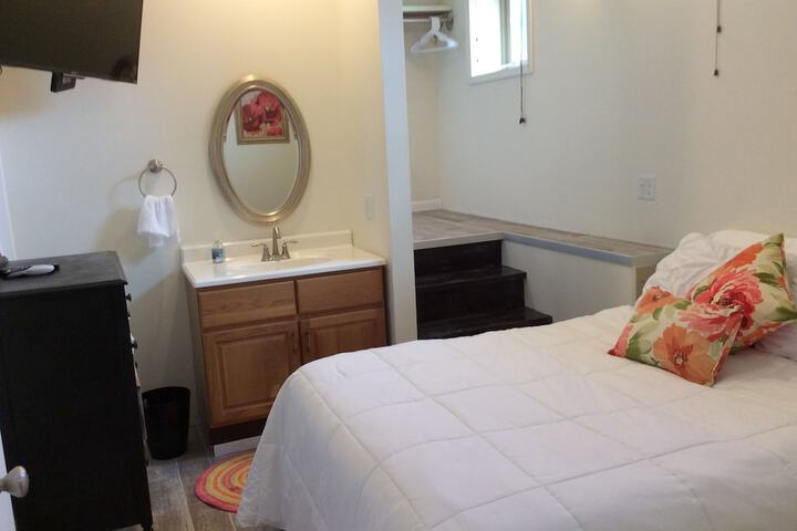 Pictured Rocks Bed & Breakfast