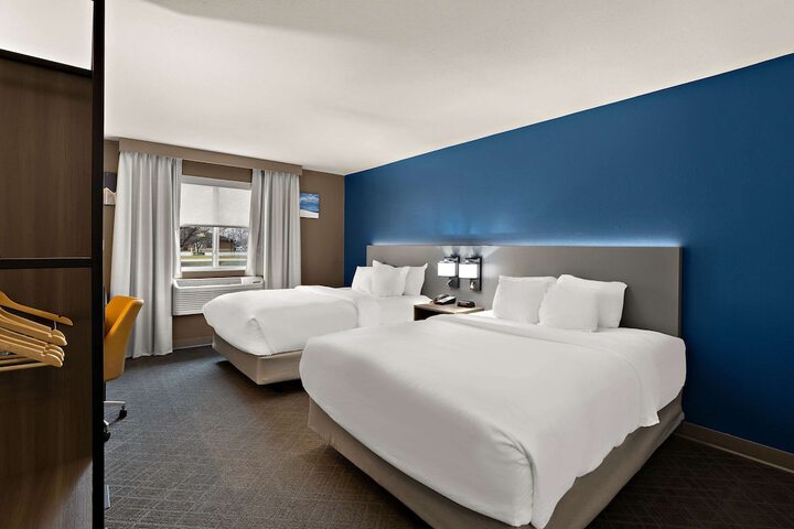Room 22 of 40