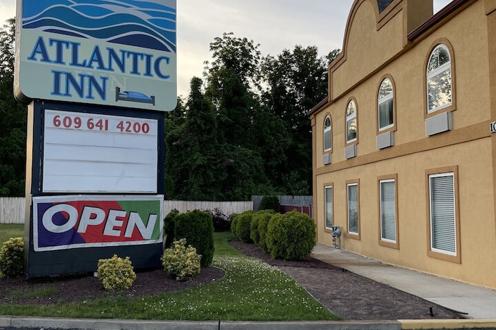 ATLANTIC INN