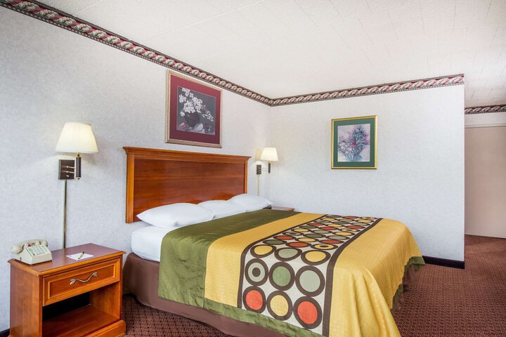 Room 31 of 51